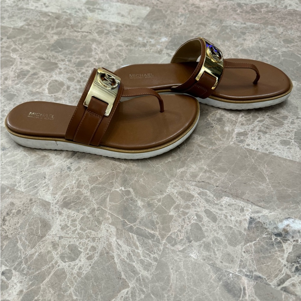 Brown MK sandals. - Picture 2 of 3